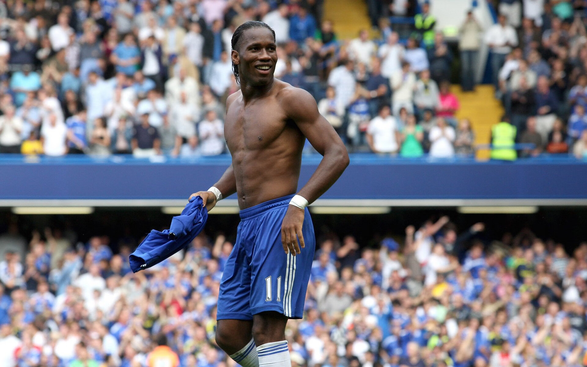 体育新闻中心推动体育新媒体多渠道融合发展战略，体育移动新媒体